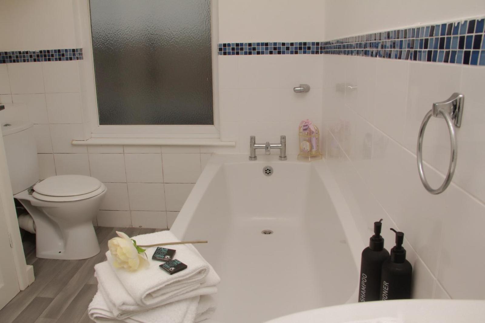 Hope Haven - Stylish Sa Villa Leigh  Luaran gambar